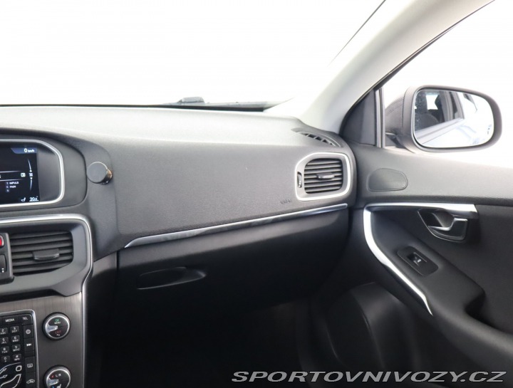 Volvo V40 2.0 D4 2014