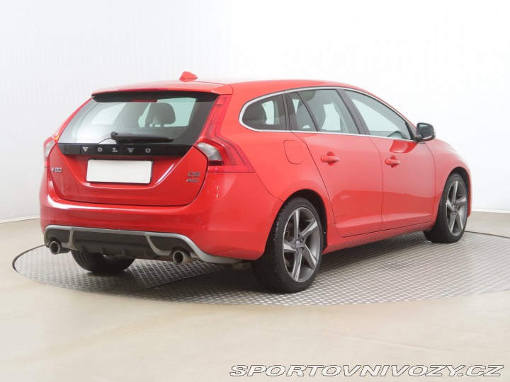 Volvo V60 D5 2.4 2011