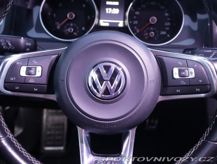 Volkswagen Golf 2.0 TDI GTD 2015