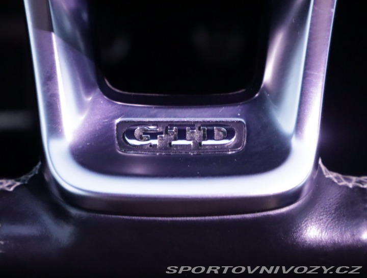 Volkswagen Golf 2.0 TDI GTD 2015