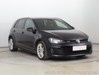 Volkswagen Golf 2.0 TDI GTD 2015