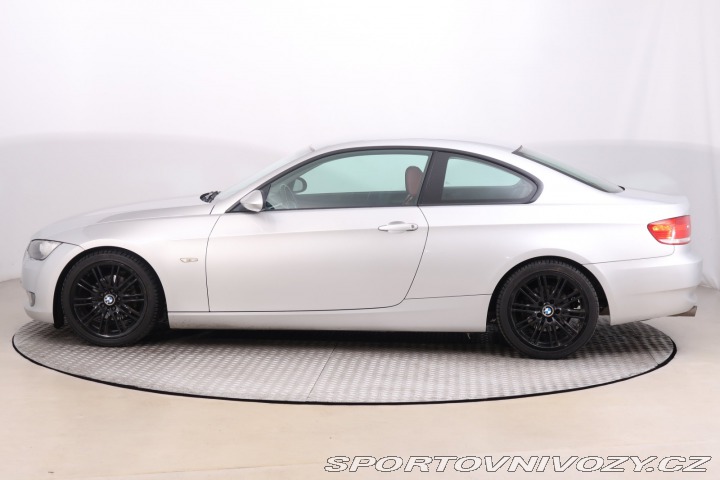 BMW 3 320 i 2008