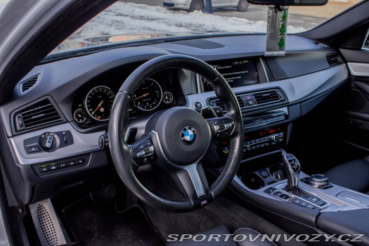 BMW 5 M550d xDrive / HEADUP / 2015