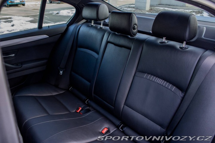 BMW 5 M550d xDrive / HEADUP / 2015