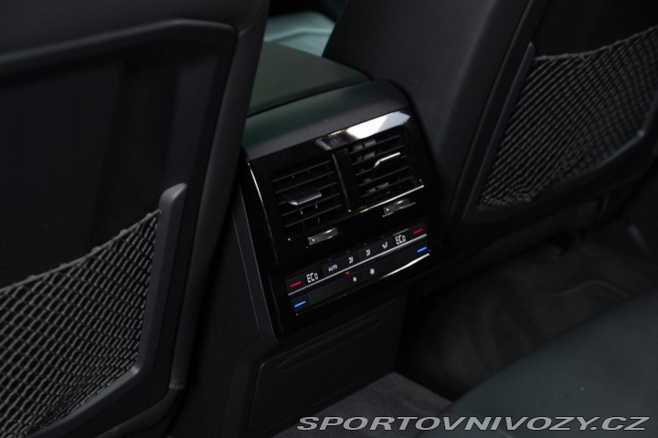 Volkswagen Ostatní modely Touareg 3.0 V6 TSI R-Line 4Motio 2019