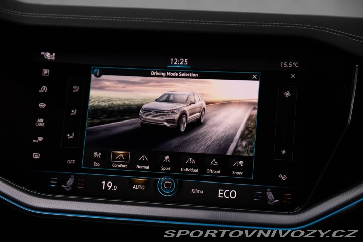 Volkswagen Ostatní modely Touareg  3.0 V6 TSI R-Line 4Motio 2019