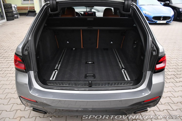 BMW 5 530d xDrive M-SPORT ČR 1. 2023