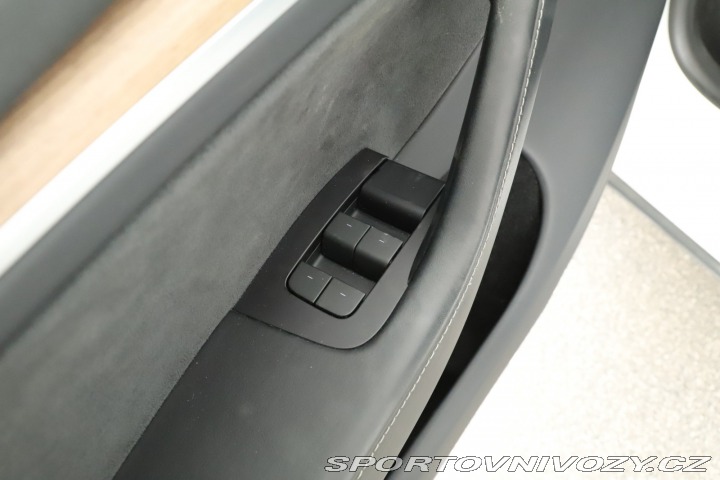 Tesla Model Y RWD LFP 60kWh 2023