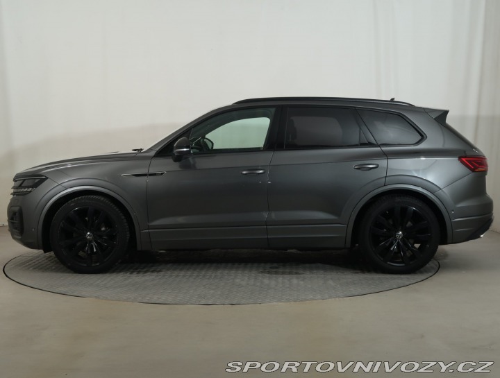 Volkswagen Ostatní modely Touareg R-Line 3.0 TDI 2021