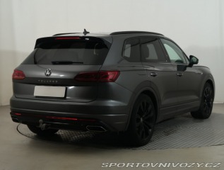 Volkswagen Ostatní modely Touareg R-Line 3.0 TDI 2021