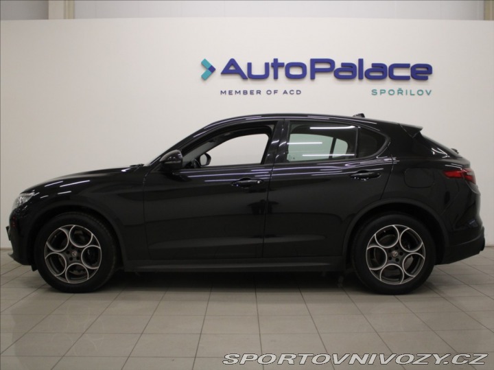 Alfa Romeo Stelvio 2,2 JTD 140kW Q4 Bezklíč 2021