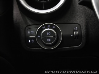 Alfa Romeo Stelvio 2,2 JTD 140kW Q4 Bezklíč 2021