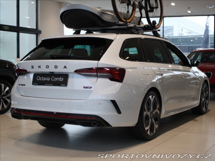 Škoda Octavia RS 2,0 RS 195kW NOVÝ VŮZ skl 2026