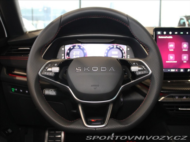 Škoda Octavia RS 2,0 RS 195kW NOVÝ VŮZ skl 2025