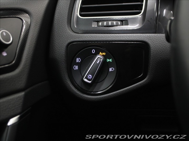 Volkswagen Golf 2,0 GTD 135kW DSG 2x Sady 2016