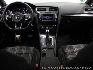 Volkswagen Golf 2,0 GTD 135kW DSG 2x Sady 2016