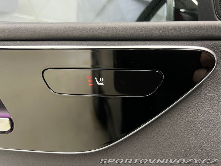 Mercedes-Benz C C300 4M, AMG, PANORAMA, N 2024