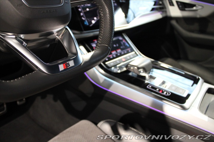 Audi Ostatní modely Q8 50TDi quattro S Line Spor 2019