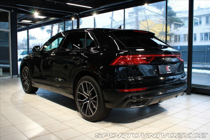Audi Ostatní modely Q8 50TDi quattro S Line Spor 2019