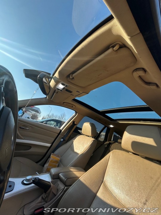 BMW 3 2,0 e91 320d 2006