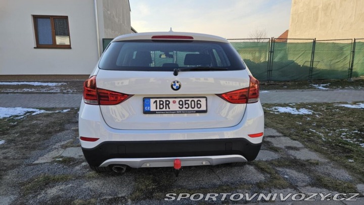 BMW X1 2,0 Sdrive 16D automat, 2015