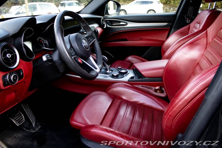 Alfa Romeo Stelvio AT8, 206kW, 4x4, ťažné / 2017