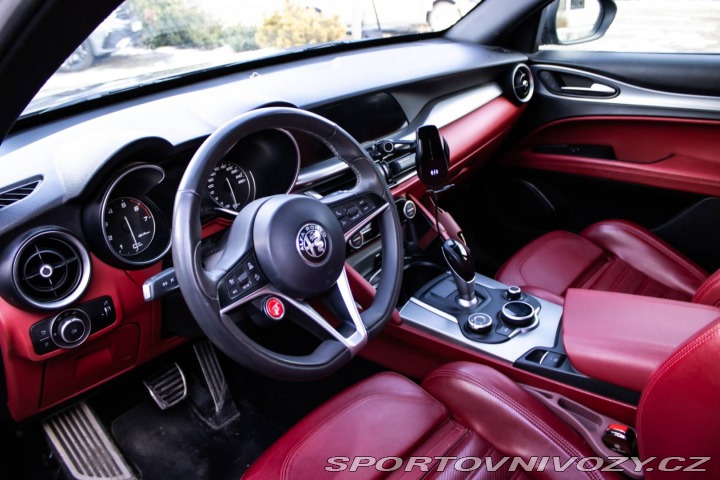 Alfa Romeo Stelvio AT8, 206kW, 4x4, ťažné / 2017