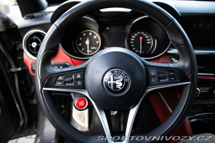 Alfa Romeo Stelvio AT8, 206kW, 4x4, ťažné / 2017