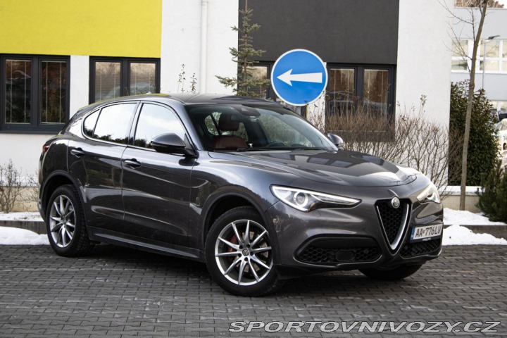 Alfa Romeo Stelvio AT8, 206kW, 4x4, ťažné / 2017