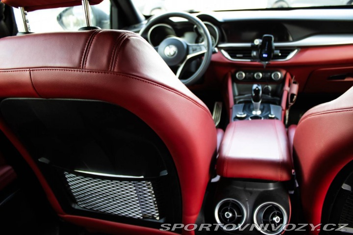 Alfa Romeo Stelvio AT8, 206kW, 4x4, ťažné / 2017