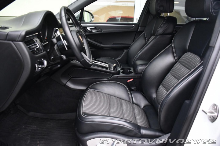 Porsche Macan T2.0 PDK CHRONO 2ALU ZÁRU 2023
