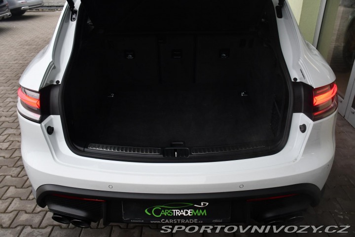 Porsche Macan T2.0 PDK CHRONO 2ALU ZÁRU 2023