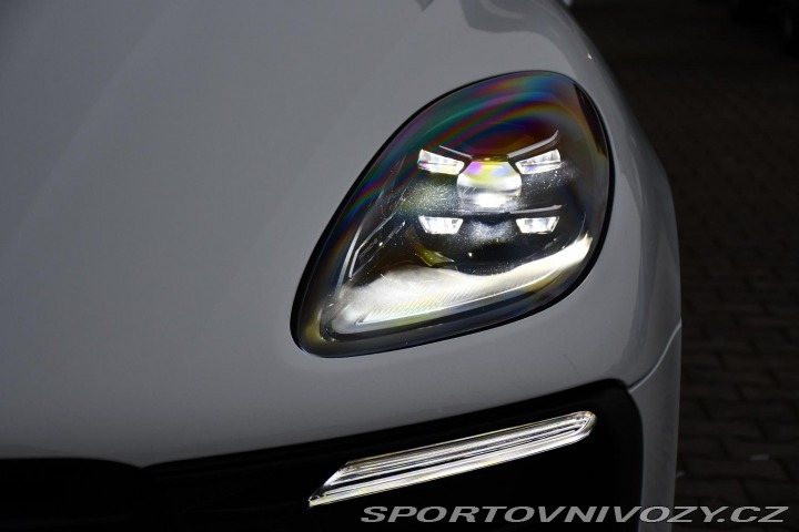 Porsche Macan T2.0 PDK CHRONO 2ALU ZÁRU 2023