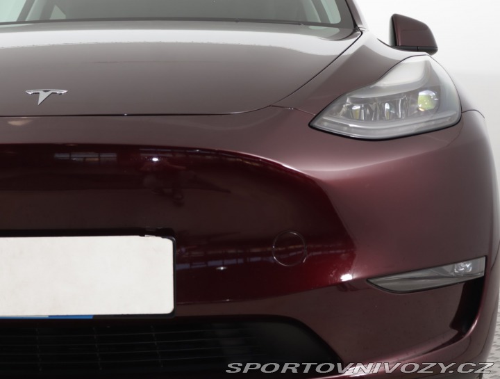 Tesla Model Y Long Range AWD 75kWh 2024
