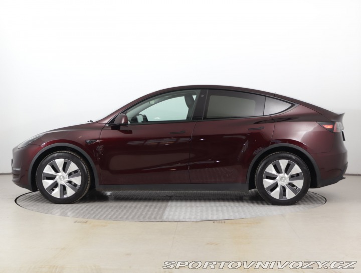 Tesla Model Y Long Range AWD 75kWh 2024