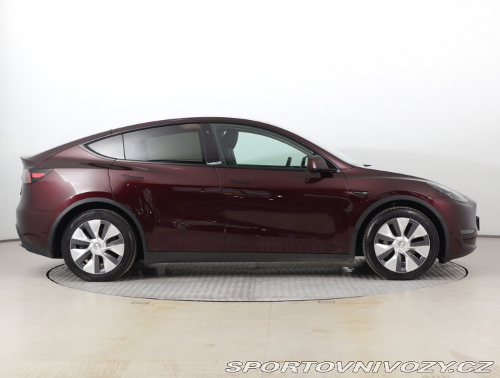 Tesla Model Y Long Range AWD 75kWh 2024