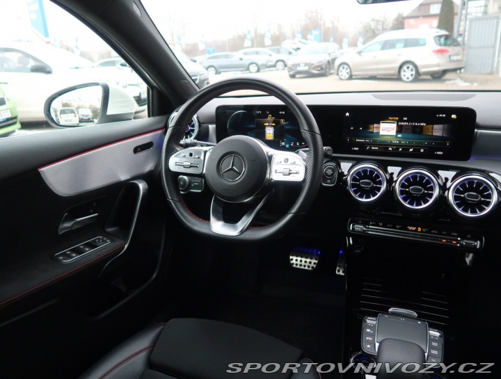 Mercedes-Benz A A 200 2021