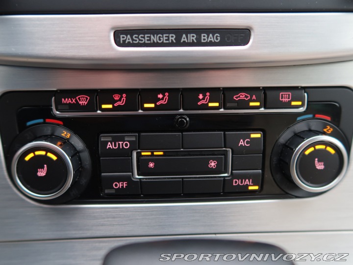 Volkswagen Passat CC CC Comfortline 2.0 TDI 2009