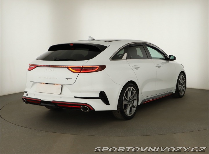 Kia ProCeed GT 1.6 T-GDI 2022