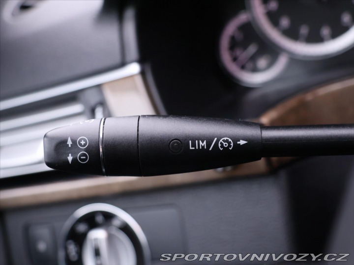 Mercedes-Benz E 3,5 350CGI 215kW CZ Elega 2010