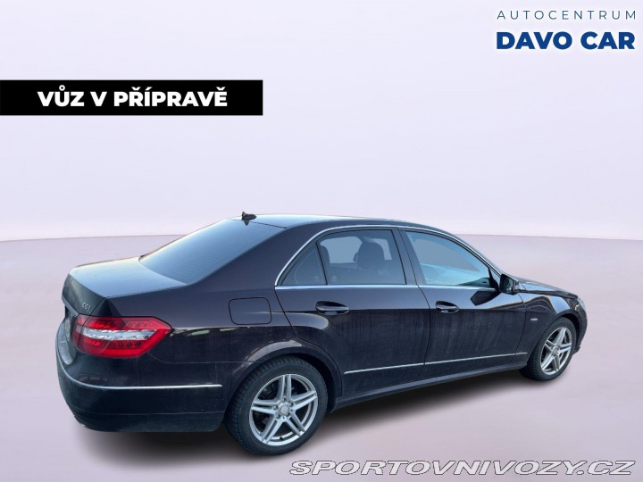 Mercedes-Benz E 3,5 350CGI 215kW CZ Elega 2010