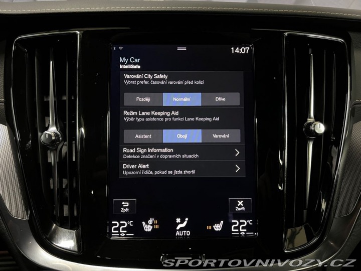 Volvo V60 T8 POLESTAR ENGINEERED AW 2021