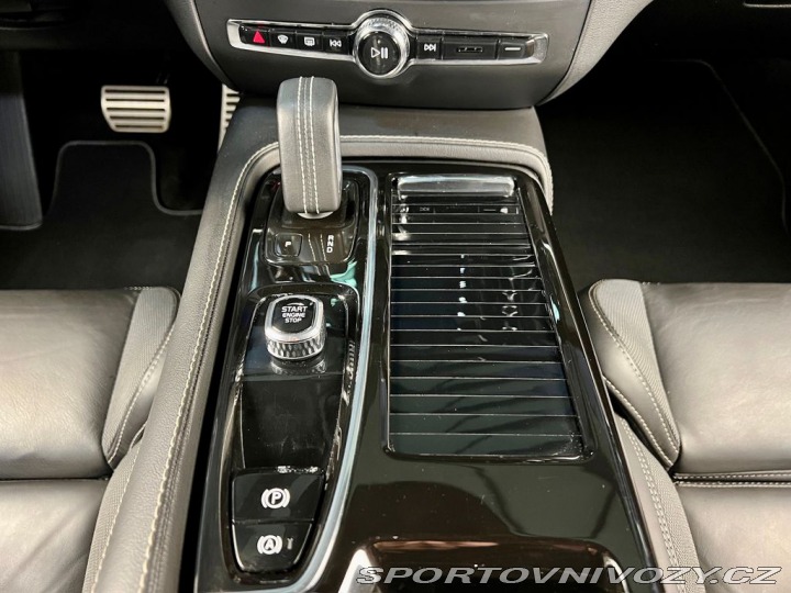 Volvo V60 T8 POLESTAR ENGINEERED AW 2021