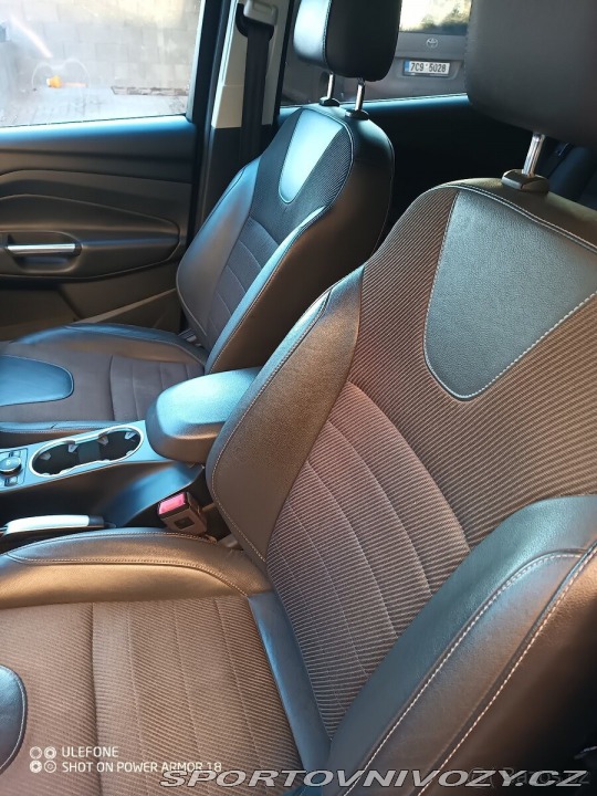 Ford Ostatní modely Kuga 2,0   4×4, 132 kw Titaniu 2015