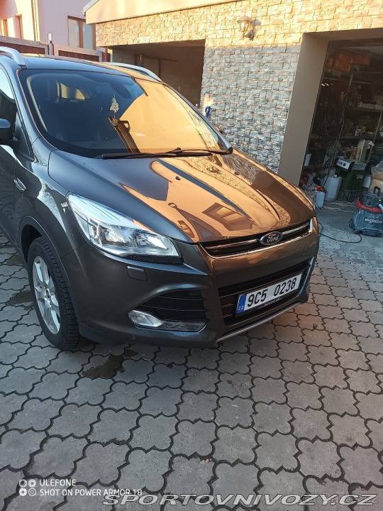 Ford Ostatní modely Kuga 2,0   4×4, 132 kw Titaniu 2015