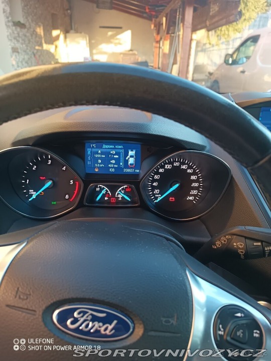 Ford Ostatní modely Kuga 2,0   4×4, 132 kw Titaniu 2015