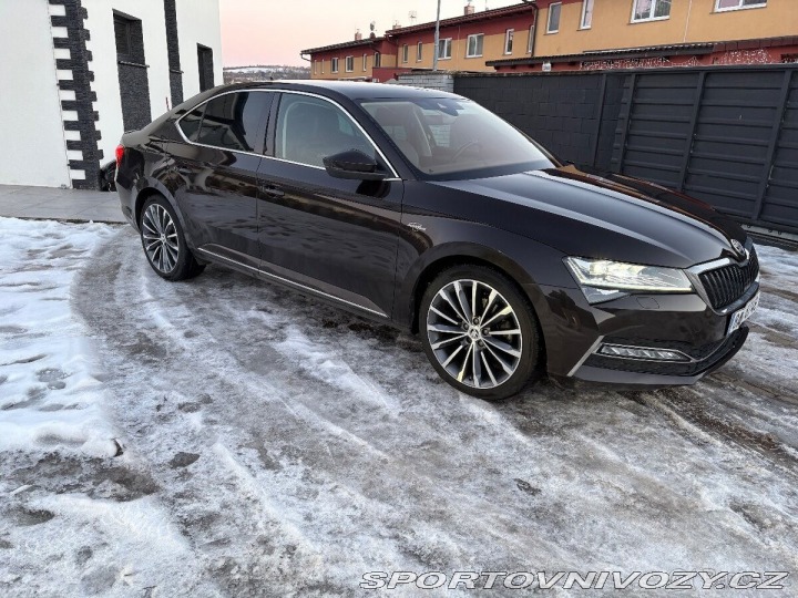 Škoda Superb 2,0 2021