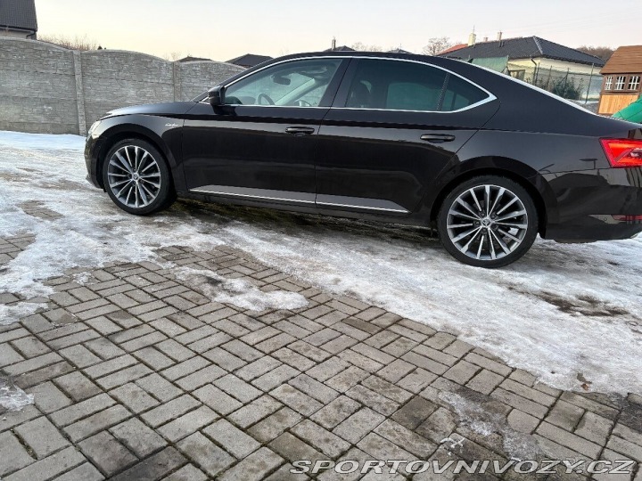 Škoda Superb 2,0 2021