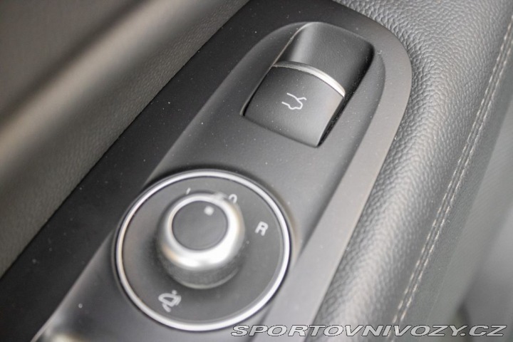 Alfa Romeo Stelvio  2017