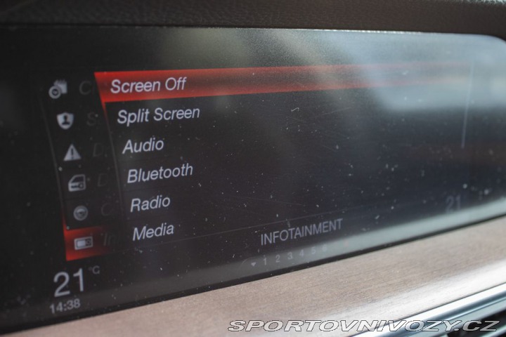 Alfa Romeo Stelvio  2017